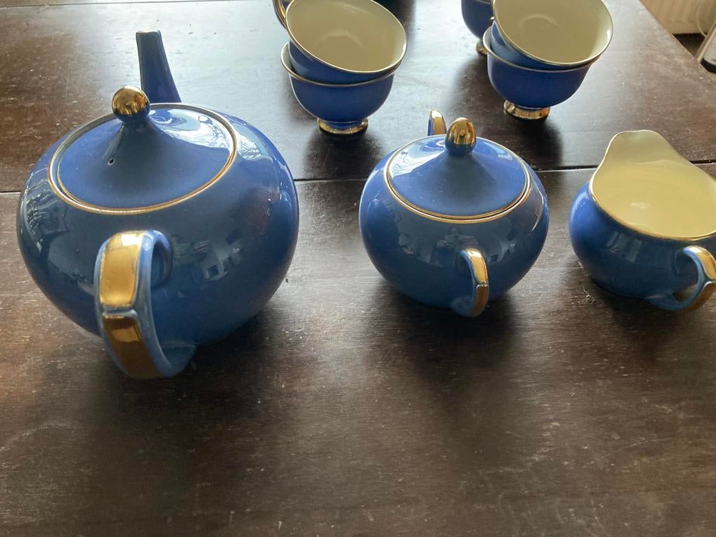 Theeservies Koninklijke Plateel Gouda, Antiek en Kunst, Ophalen