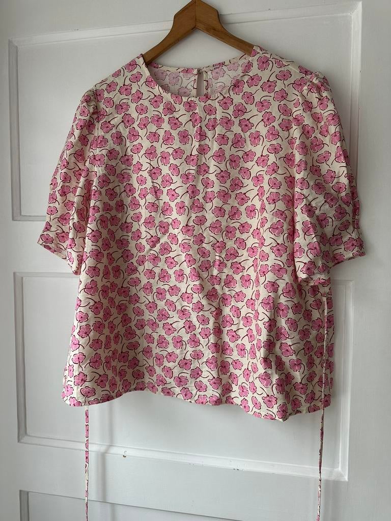 Romantisch  kersenbloesem sakura blouse pofmouw M L 38 40, Ophalen of Verzenden, Zo goed als nieuw, Maat 38/40 (M), Roze