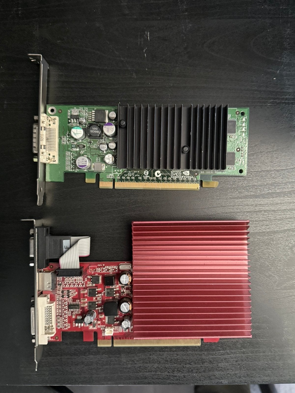 GT210 & Quadro NVS 280, Computers en Software, Ophalen, Gebruikt, HDMI, PCI-Express 1