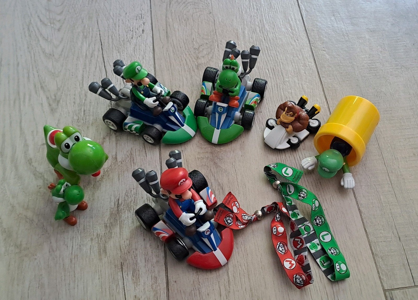 Super Mario Set/ Race Auto's, Ophalen of Verzenden, Zo goed als nieuw