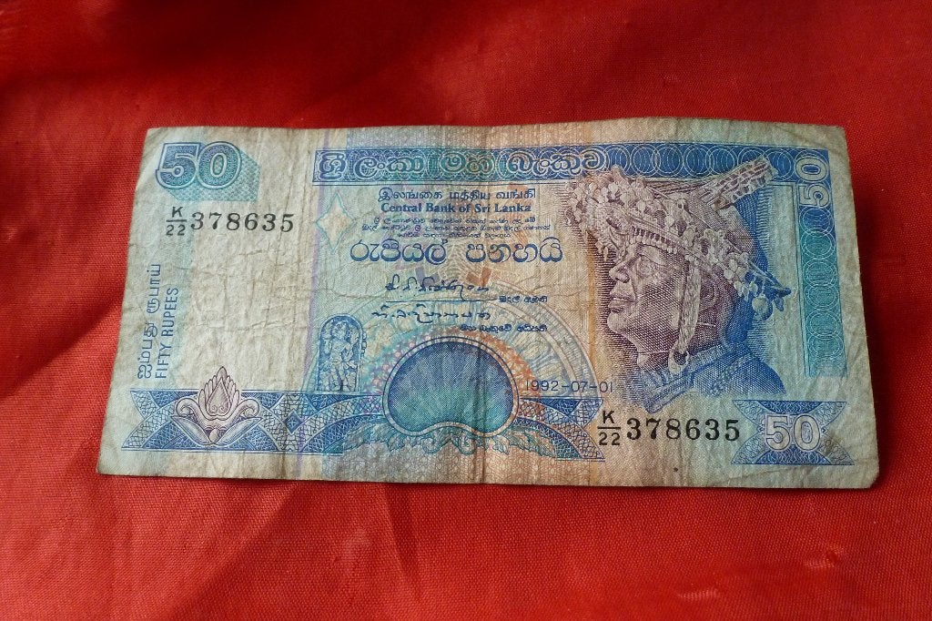Bankbiljet - Sri Lanka 5x 50 rupees 1992/94/95 fr+/zf- (b 89, Postzegels en Munten, Bankbiljetten | Azië, Ophalen of Verzenden