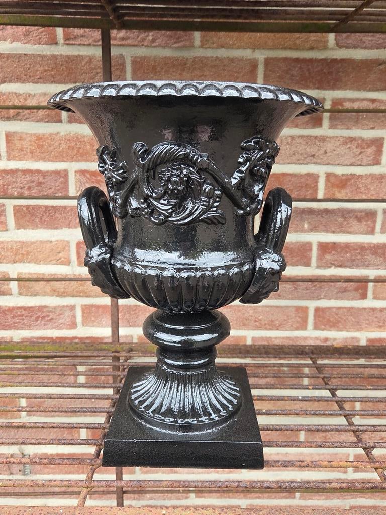 Zwart gietijzeren tuinvaas - bloempot, Tuin en Terras, Ophalen of Verzenden