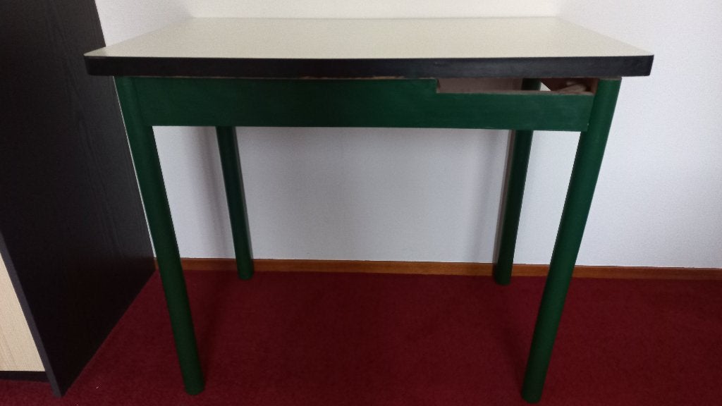 vintage tafel met opening voor broodplank, Ophalen