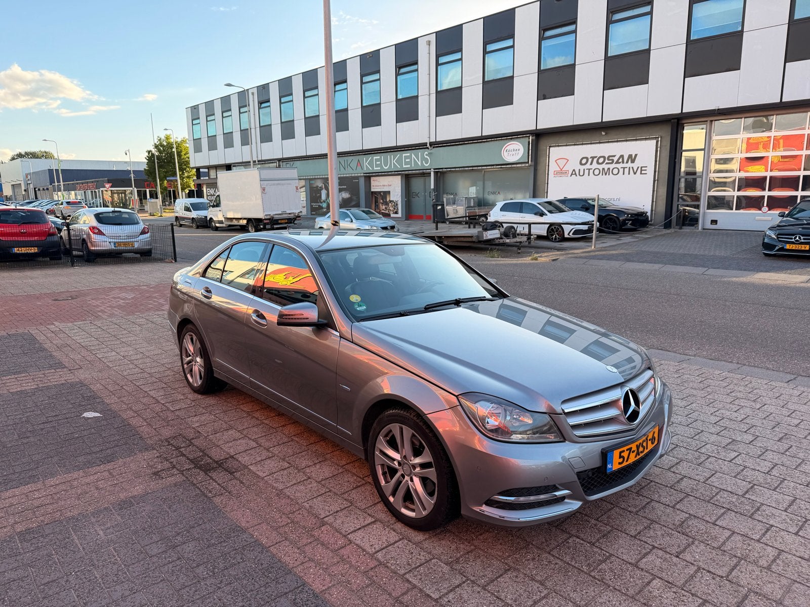 Mercedes-Benz C-Klasse C220cdi BE Aut7 2012 Grijs, Auto's, Automaat, Achterwielaandrijving, 1800 kg, Zwart