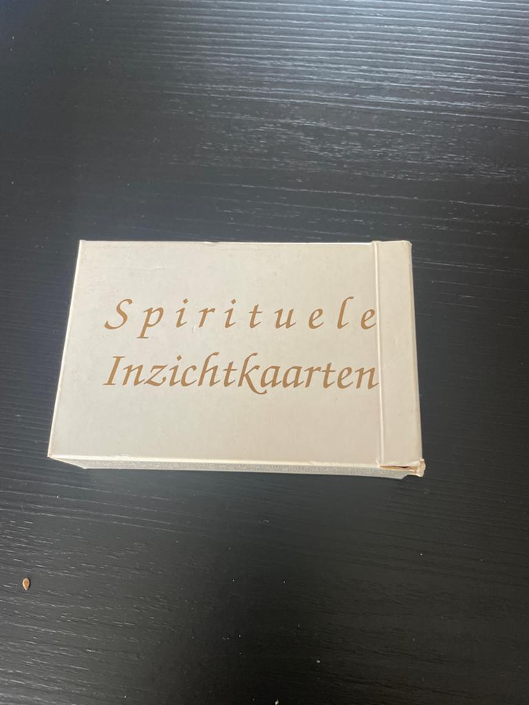 Spirituele Inzichtkaarten - Gids voor je spirituele pad, Ophalen of Verzenden, Zo goed als nieuw, Spiritualiteit algemeen, Overige typen