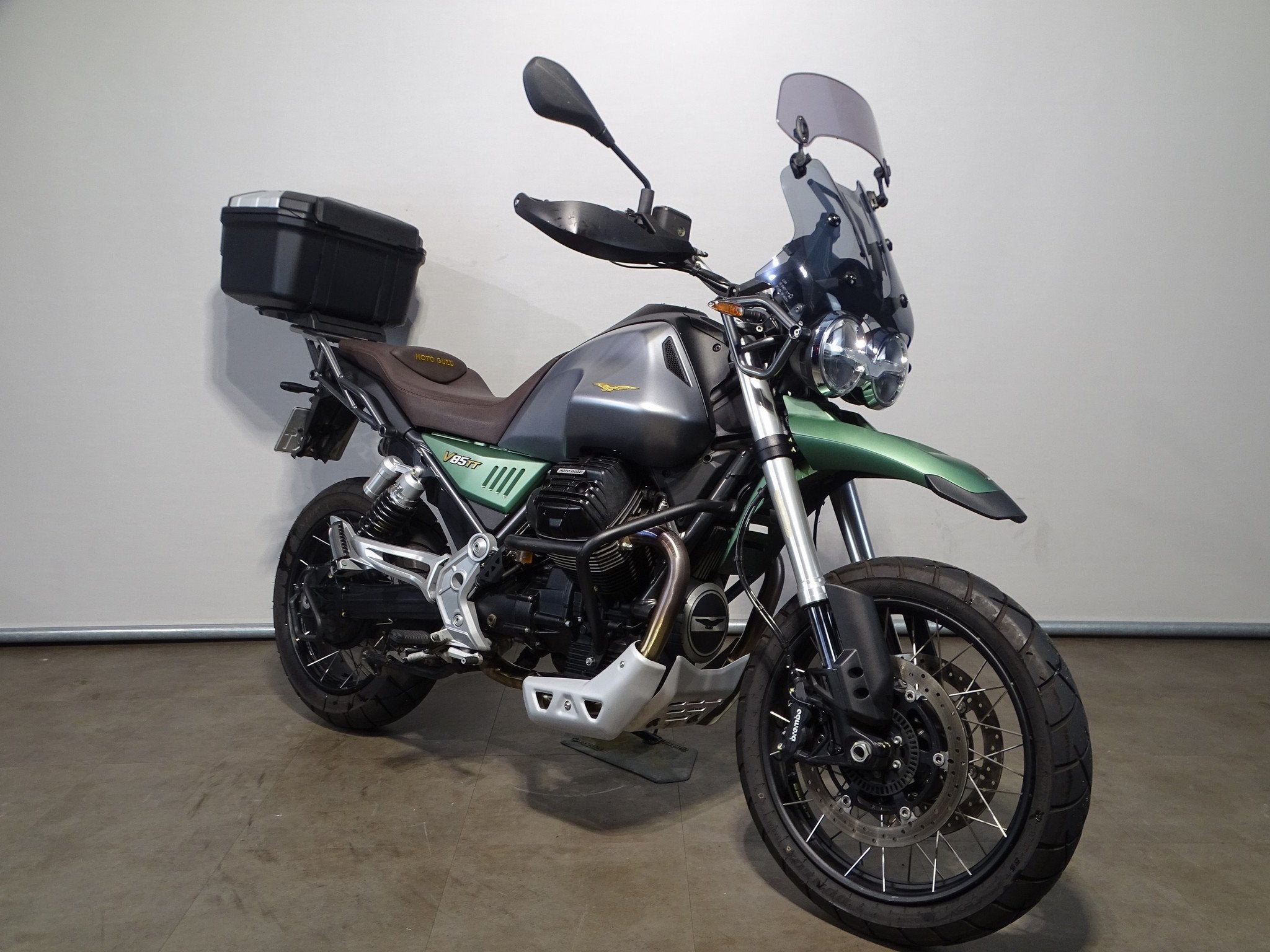 Moto Guzzi V85 TT, Motoren, Meer dan 35 kW, Toermotor, Gebruikt, Bedrijf
