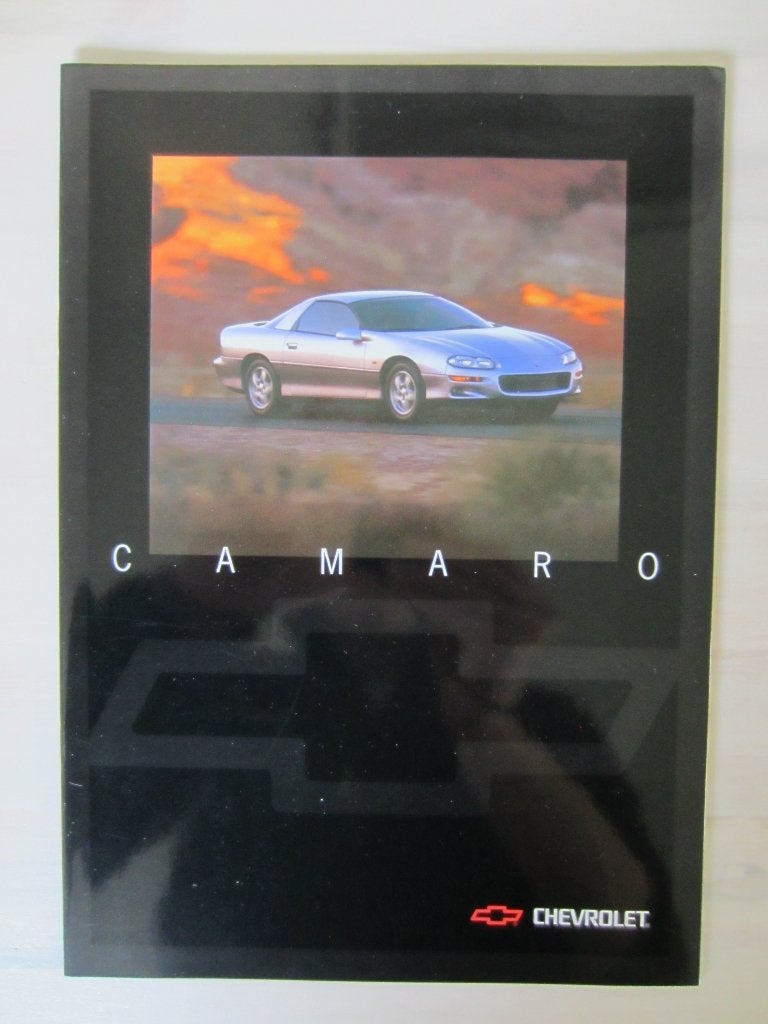 Brochure Chevrolet Camaro 1998 (NL), Boeken, Auto's | Folders en Tijdschriften, Ophalen of Verzenden, Zo goed als nieuw, Chevrolet