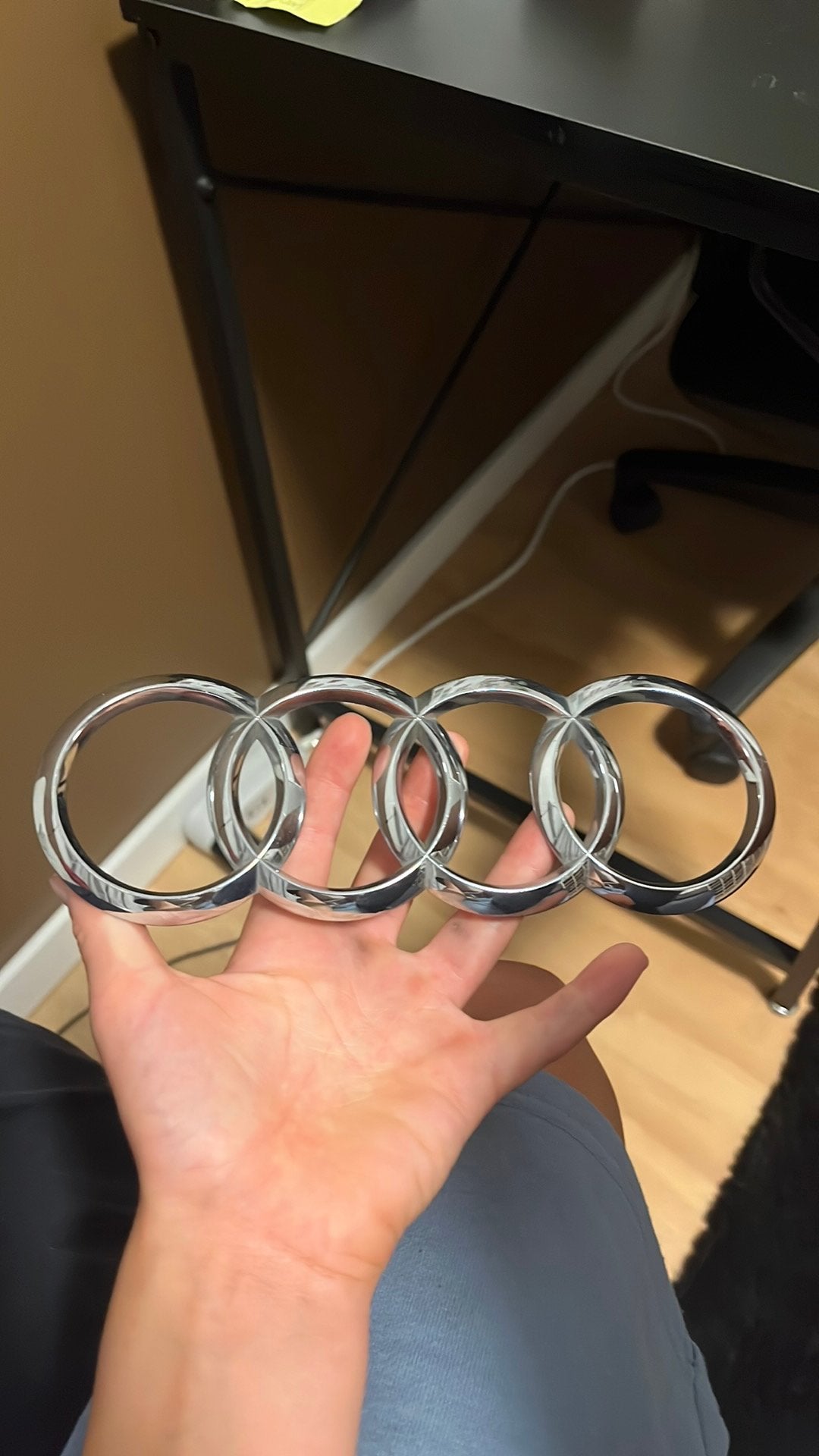 Audi logo, Ophalen