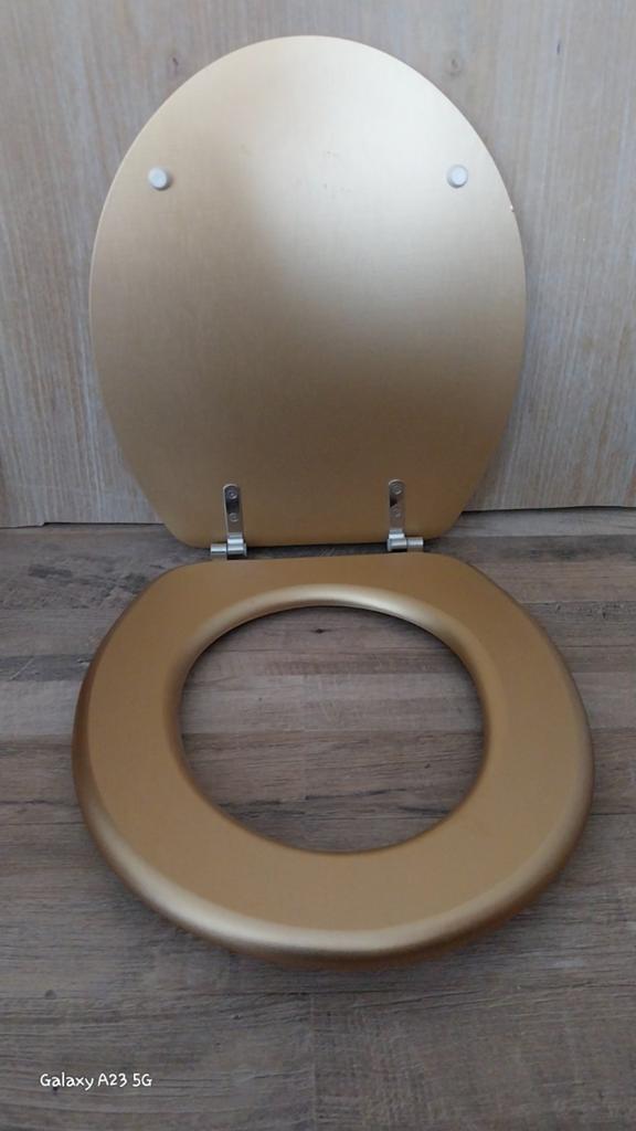 Mat gouden houten wc-bril met klep, Doe-het-zelf en Verbouw, Sanitair, Ophalen, Zo goed als nieuw, Toilet
