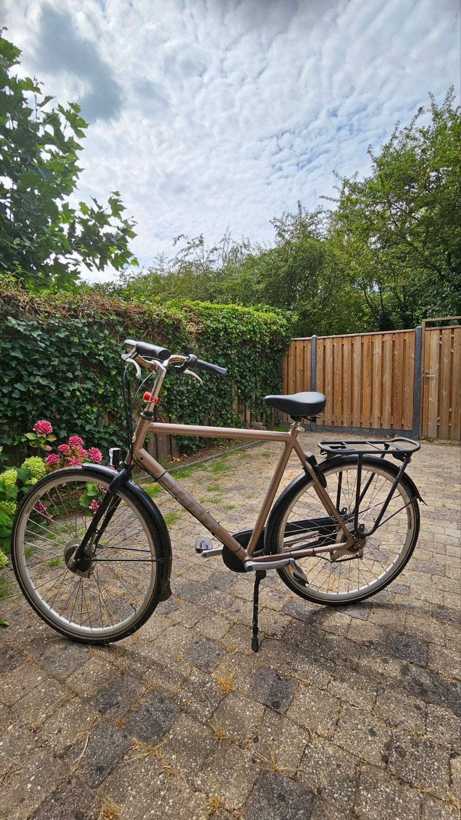 bike for sale, Fietsen en Brommers, Fietsen | Heren | Herenfietsen, Gebruikt, Velgrem, Versnellingen, 53 tot 57 cm