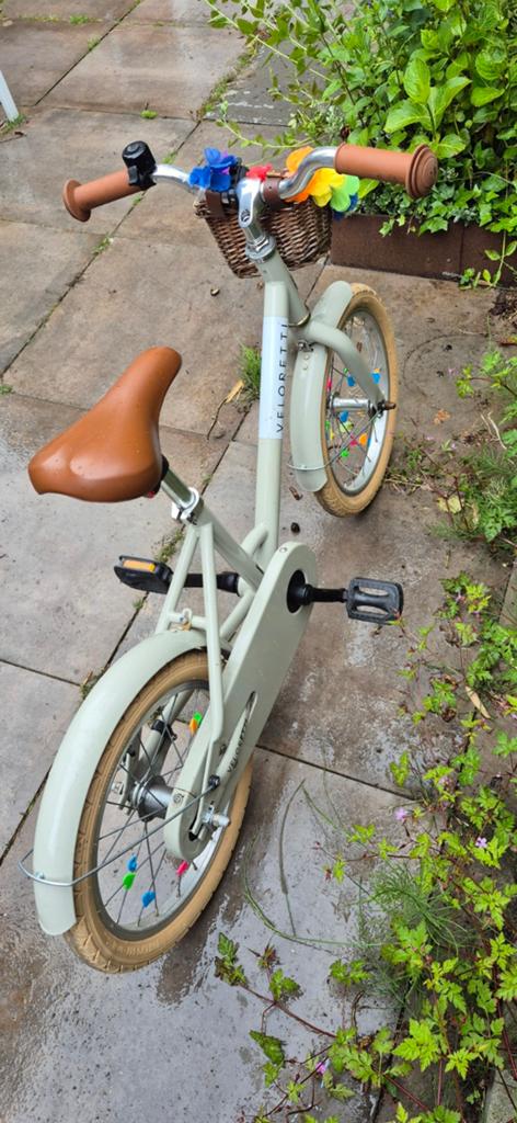 Veloretti kinderfiets 16 inch - Zonder voorrem, Fietsen en Brommers, Ophalen, Terugtraprem, Zijwieltjes, Veloretti