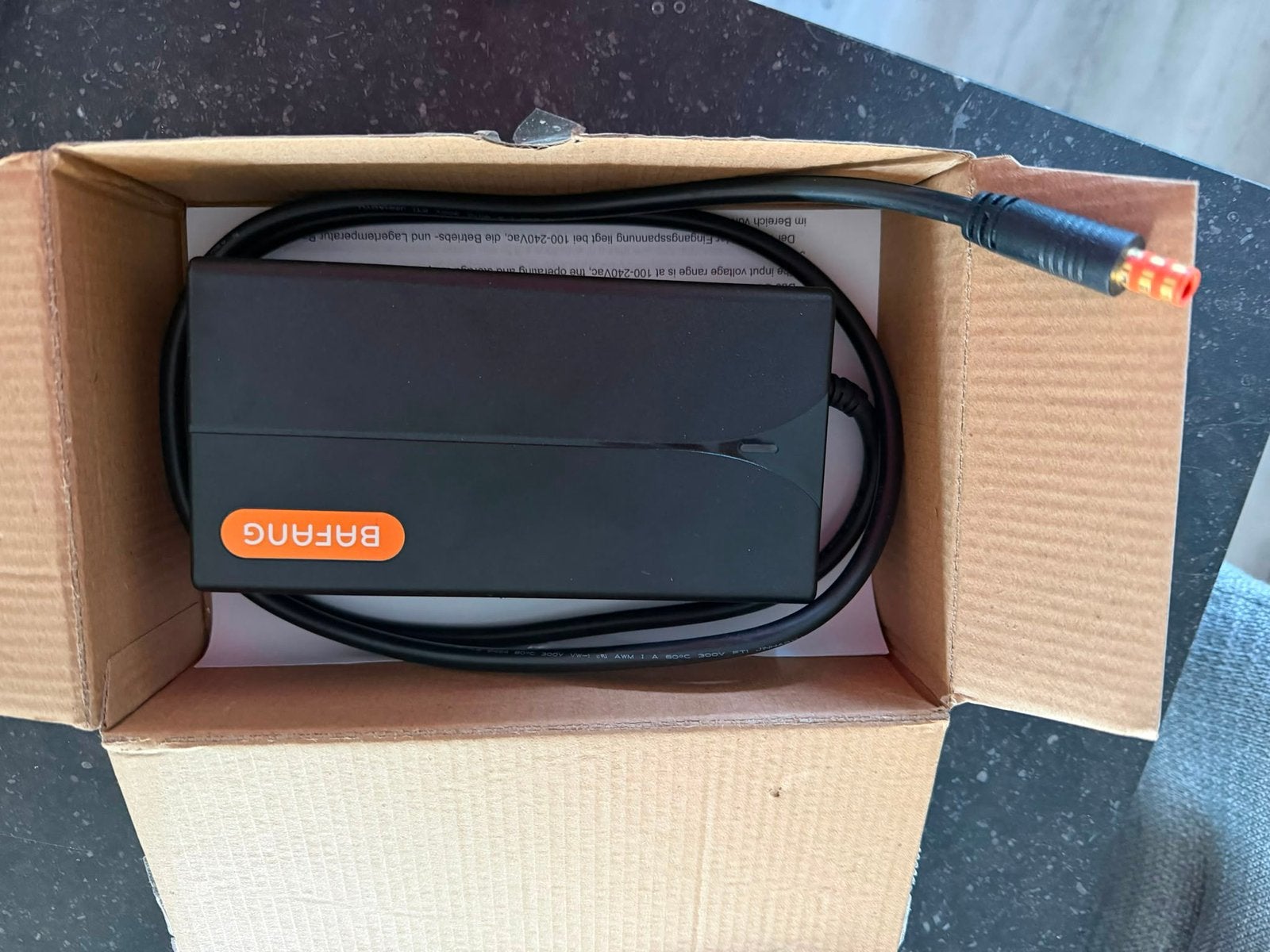 Bafang oplader voor elektrische fiets, Fietsen en Brommers, Fietsonderdelen, Ophalen, Zo goed als nieuw, Elektrische fiets, Overige typen