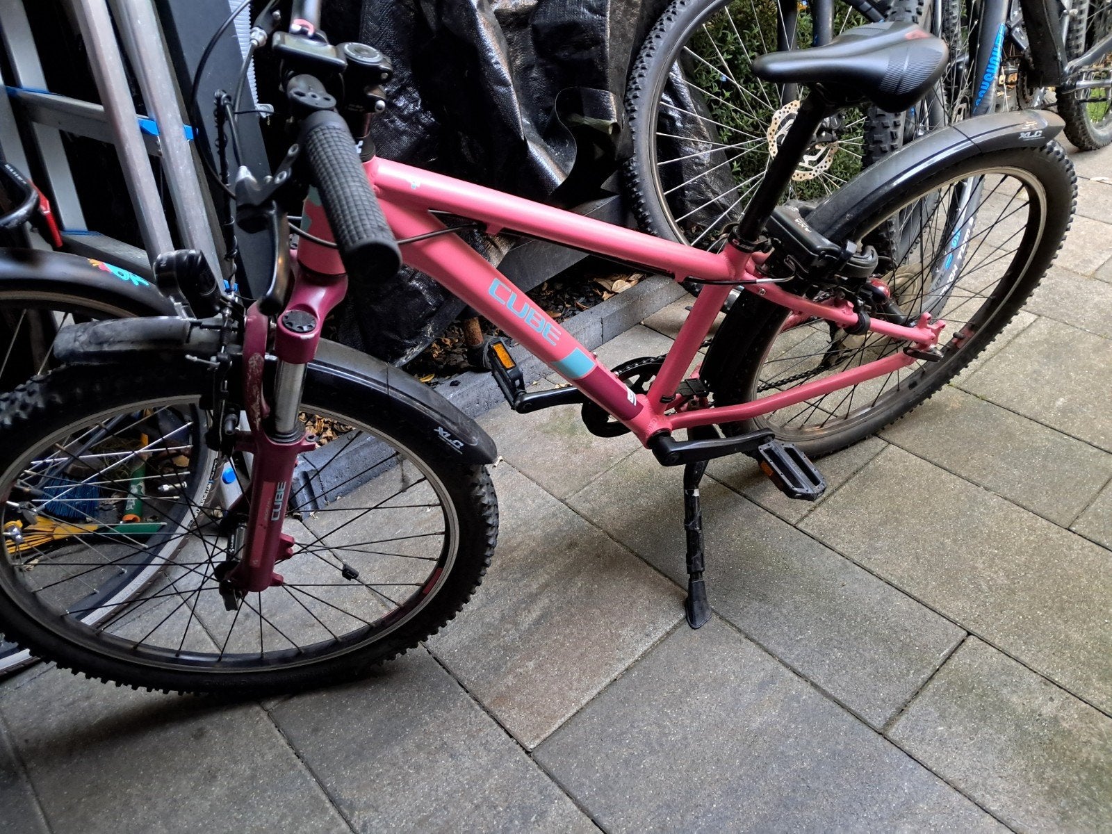 Roze Cube kinderfiets met versnellingen, Fietsen en Brommers, Fietsen | Mountainbikes en ATB, Ophalen, Gebruikt, Schijfrem