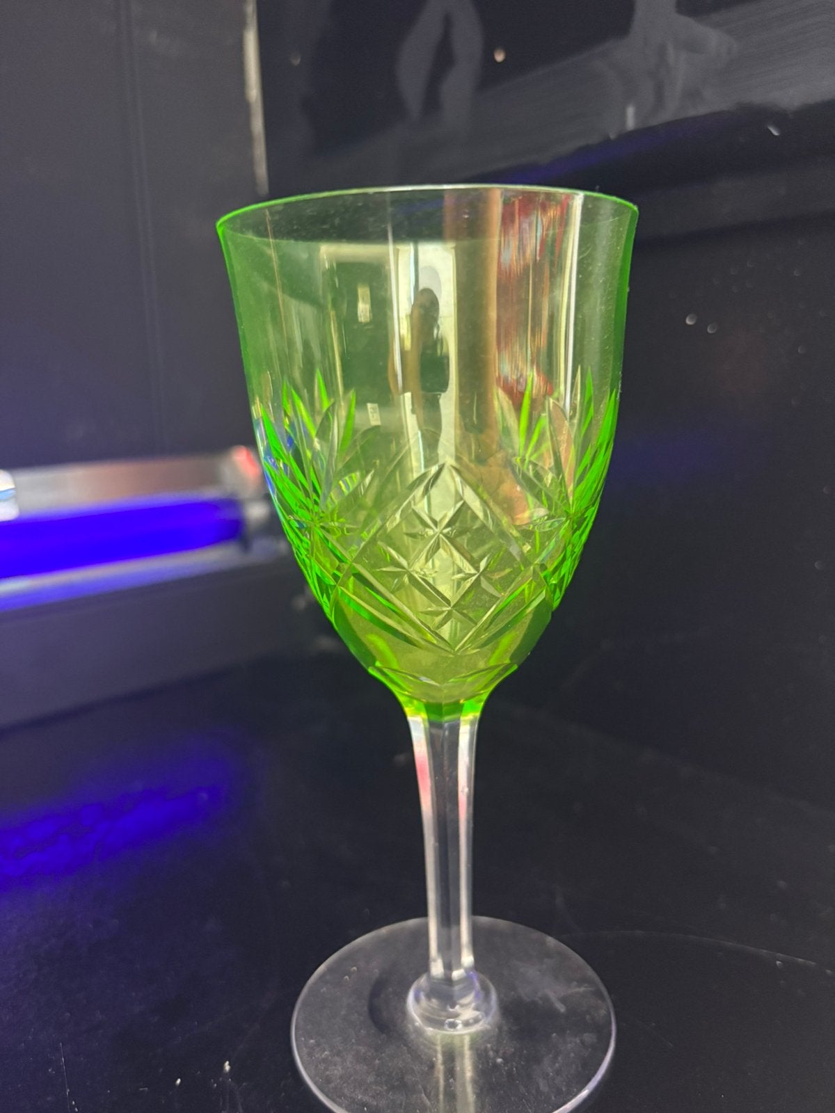 Antiek Holmegaard Ulla uraniumglas wijnglas ca. 1923-1992, Antiek en Kunst, Ophalen of Verzenden