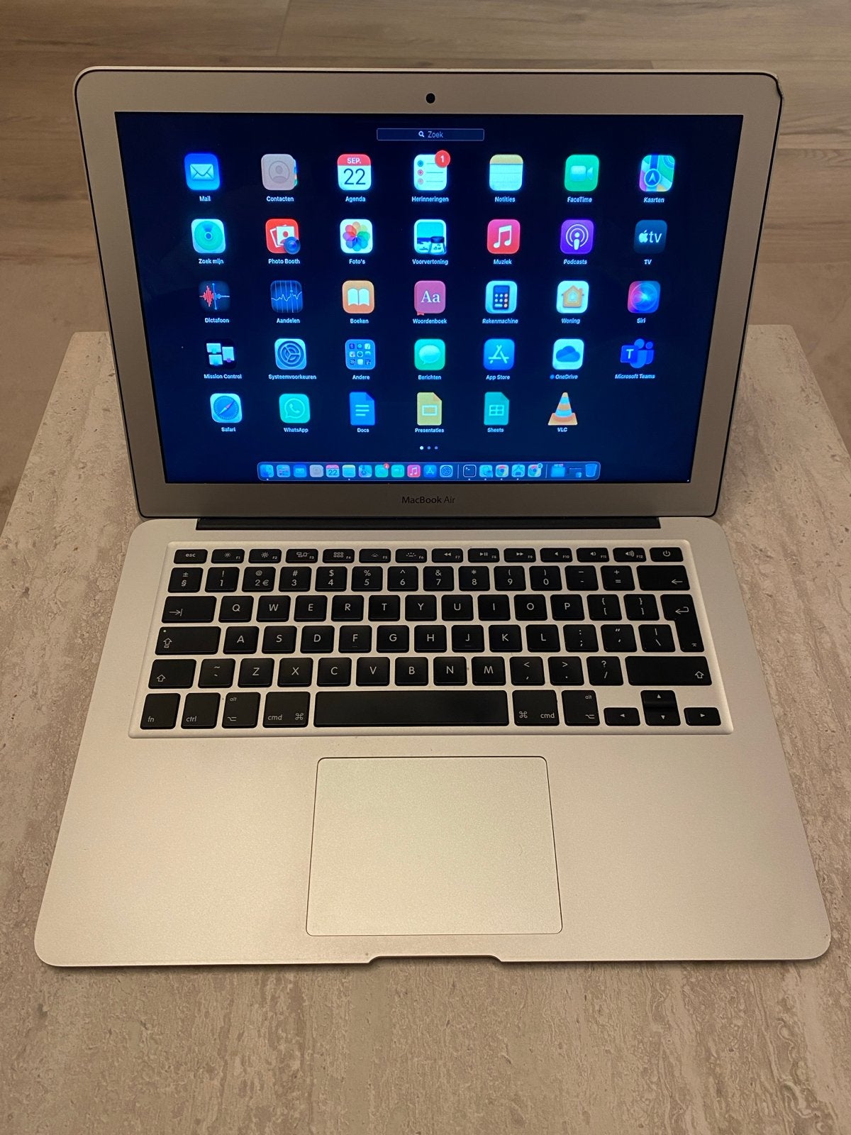Apple MacBook Air 13 inch 2015, i5, 128GB SSD, goede accu