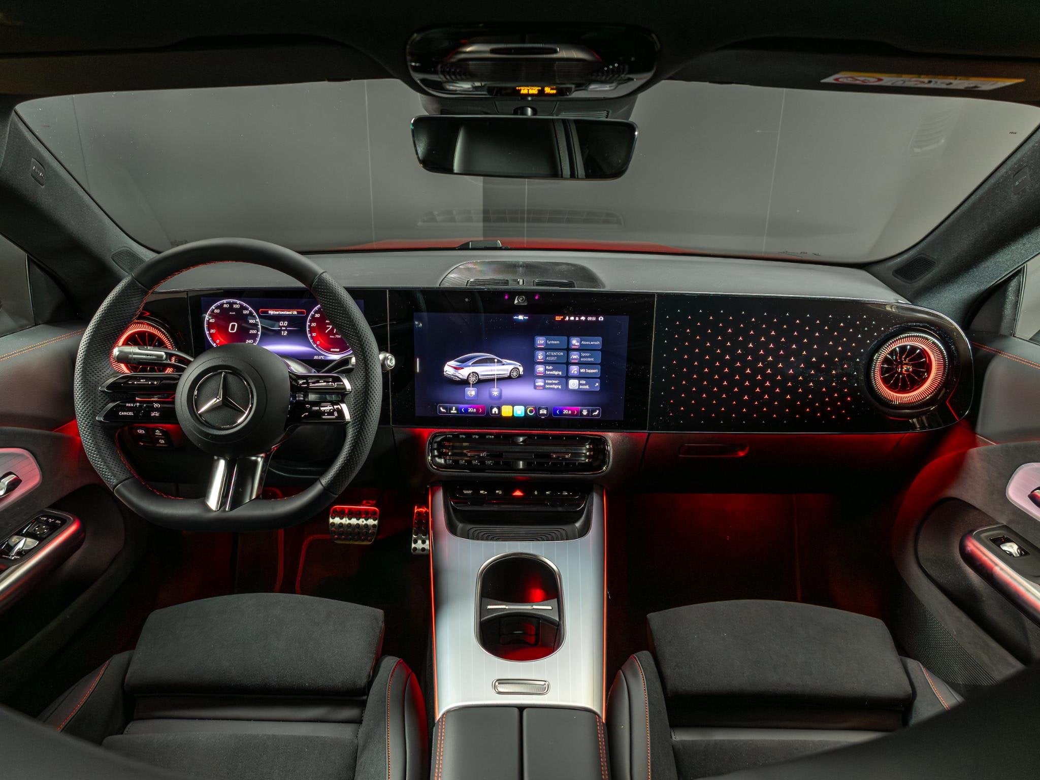 Mercedes-Benz CLA Coupé 250+ Launch Edition 85.5 kWh, Auto's, CLA, Achterwielaandrijving, Zwart, 743 km
