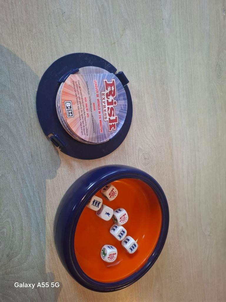Risk Express Reisspel - Compact en Compleet, Hobby en Vrije tijd, Gezelschapsspellen | Bordspellen, Ophalen of Verzenden, Zo goed als nieuw