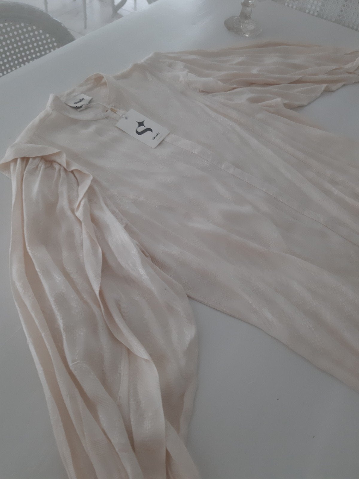 Prachtige blous 100 procent viscose met prijskaartje., Kleding | Dames, Kleur xacht perzik., Verzenden, Nieuw, Maat 46/48 (XL) of groter