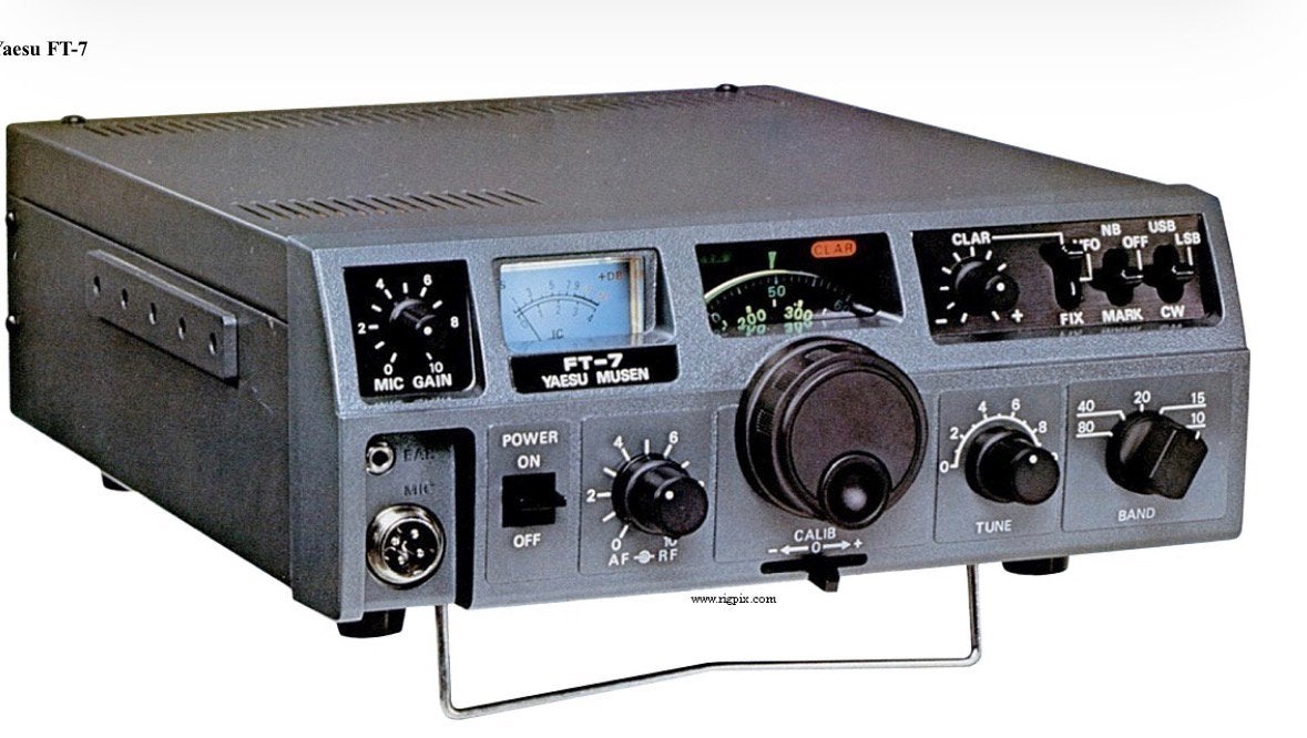 Gezocht; knopjes Yaesu ft-7b, Ophalen of Verzenden, Zo goed als nieuw