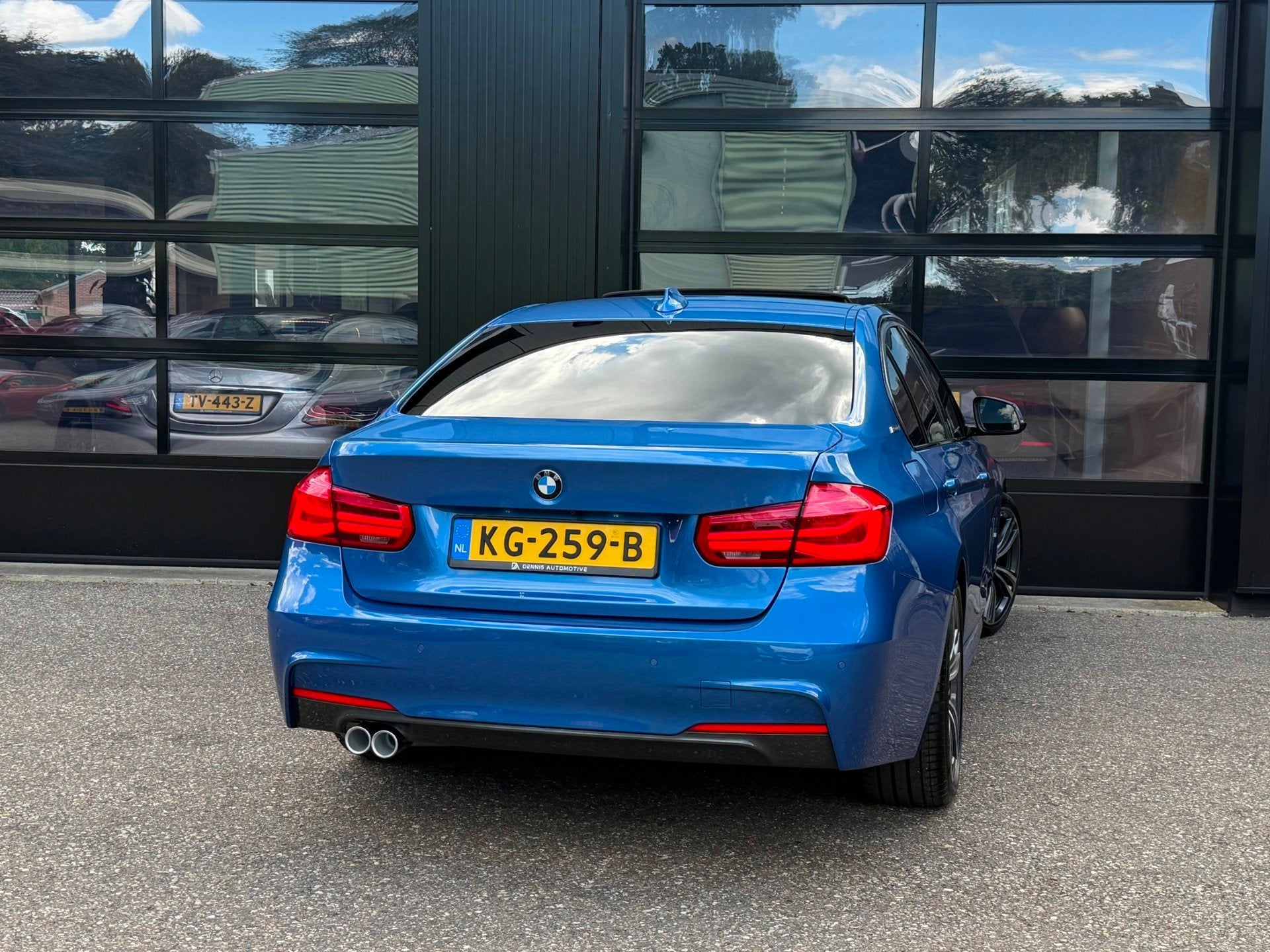 BMW 3-serie 330e M-Sport High Exe Pano Camera Shadowline, Auto's, BMW, Automaat, 1998 cc, Achterwielaandrijving, Gebruikt