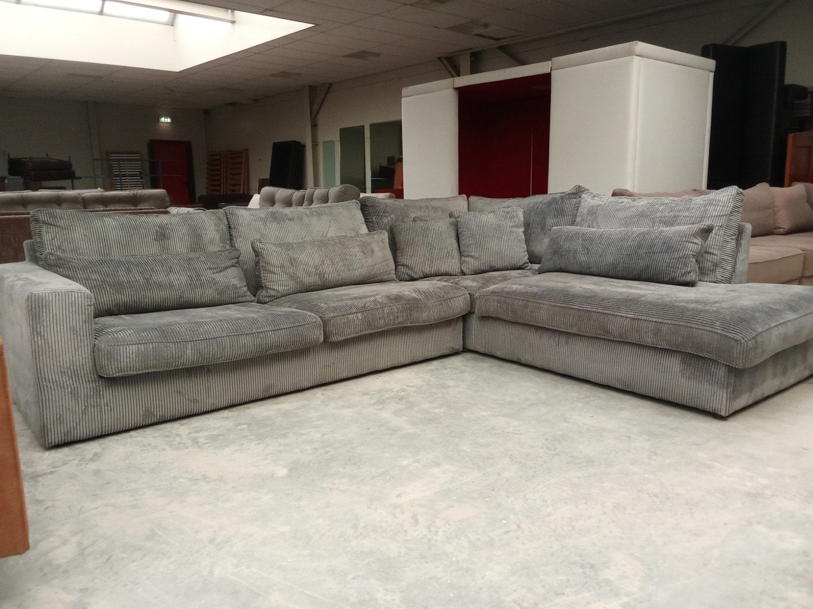Ribstof hoekbank antraciet 310x250cm nu €350,-, Ribstof, ., Hoekbank, 300 cm of meer