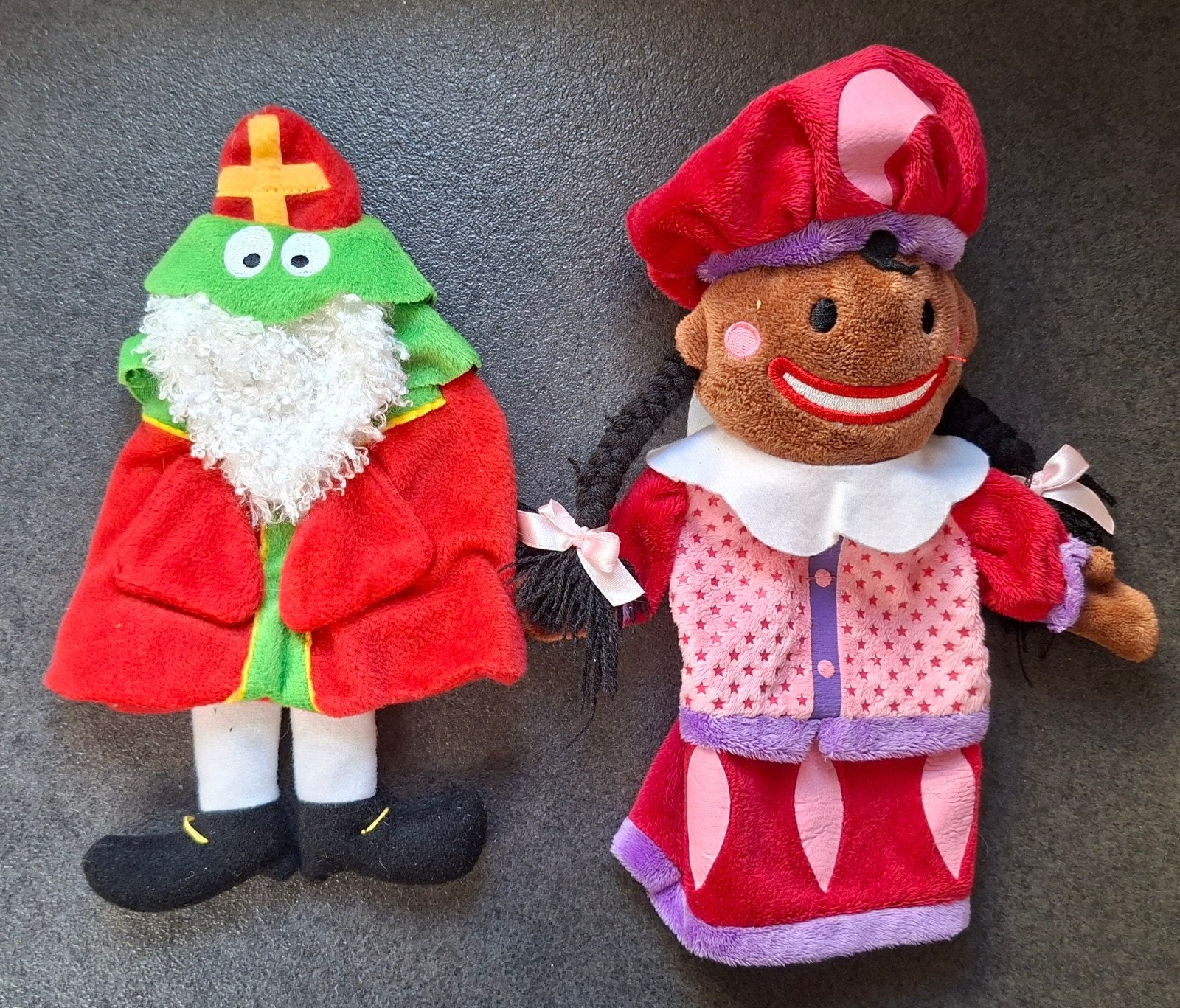 2 poppen sinterklaas, Diversen, Ophalen of Verzenden