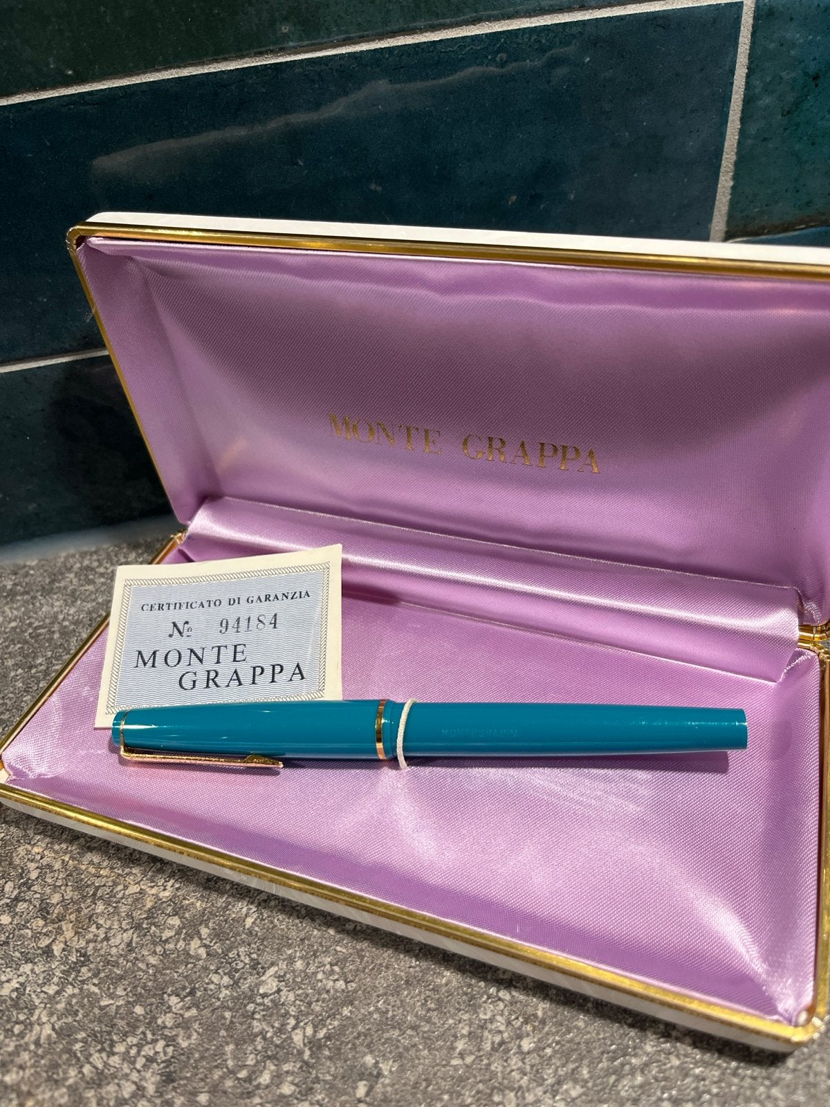 Monte Grappa Vintage Vulpen - Turquoise met Doosje, Verzamelen, Overige merken, Gebruikt, Met doosje, Ophalen of Verzenden
