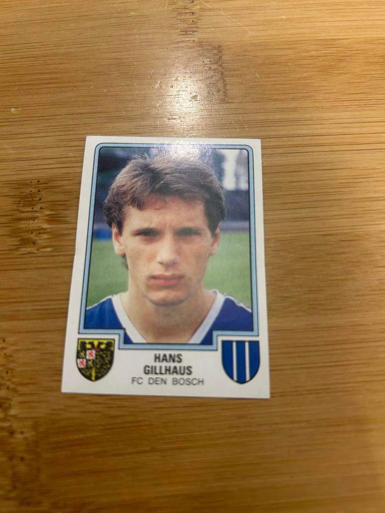 Panini Voetbal 86 Hans Gillhaus FC Den Bosch #49, Verzamelen, Sportartikelen en Voetbal, Ophalen of Verzenden, Zo goed als nieuw