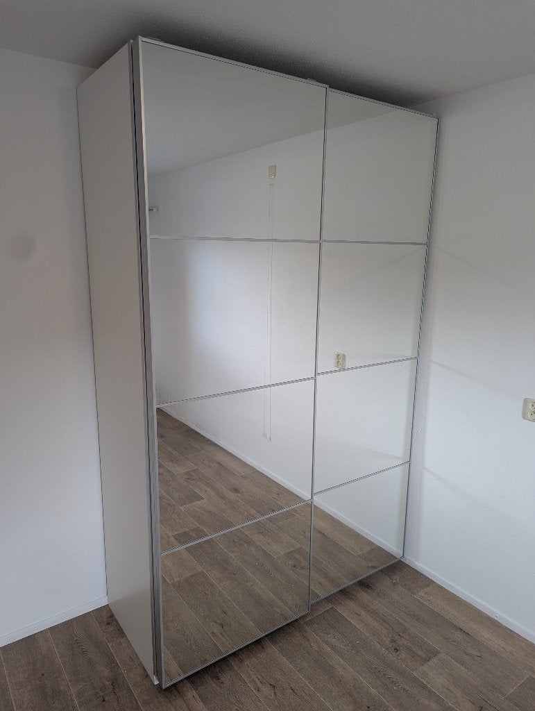 IKEA PAX kast wit 150x58x236 cm met spiegelschuifdeuren, 200 cm of meer, Wit schuifdeuren, 150 tot 200 cm, Zo goed als nieuw