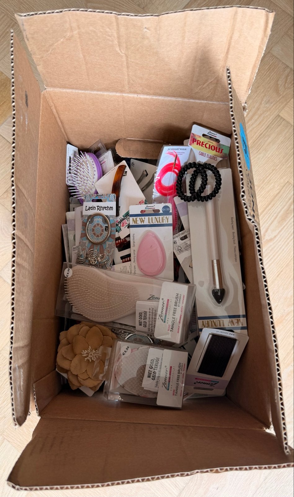 Grote partij ZENNER haaraccessoires, borstels en manicure, Ophalen of Verzenden, Nieuw, Overige typen