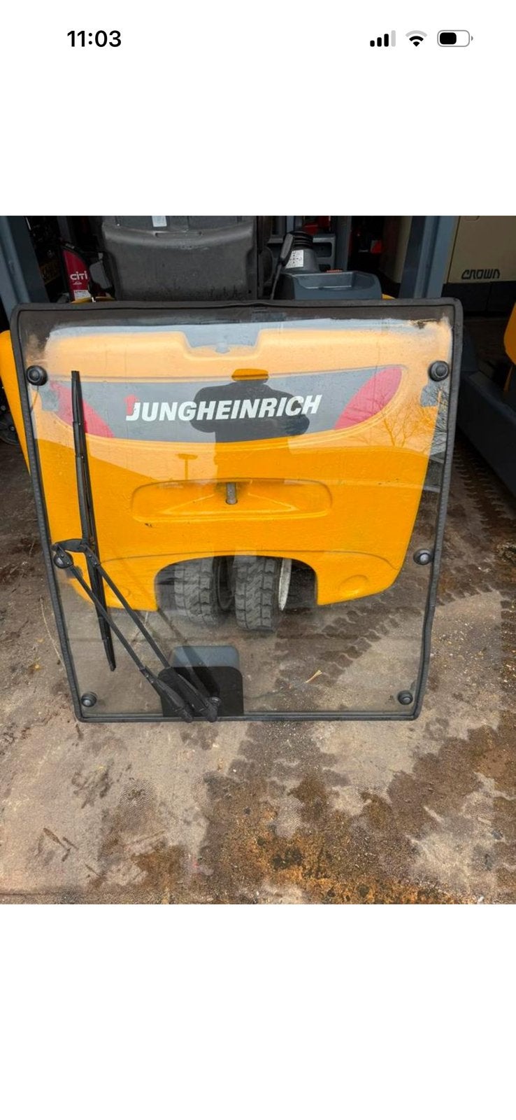 Voorruit met wisser en toebehoren voorJungheinrich heftruck, Ophalen, Zo goed als nieuw