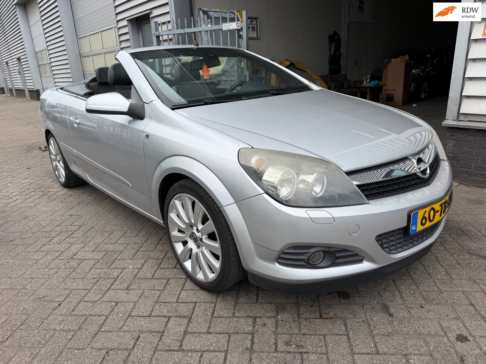 Opel Astra TwinTop 1.8 Cosmo AIRCO Cabrio. Bij 6-2006. Pak., Auto's, Opel, Gebruikt, 4 cilinders, Cabriolet, 4 stoelen