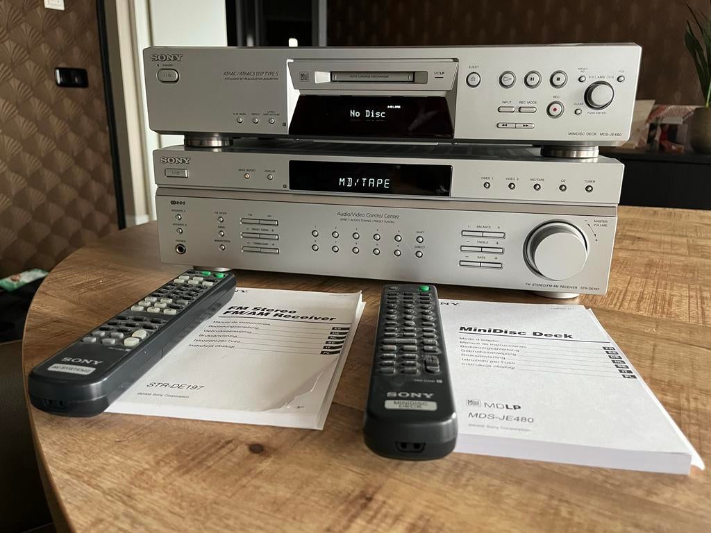Sony FM-AM Receiver STR-DE197 met Minidisc Deck MDS-JE480, Ophalen of Verzenden, Zo goed als nieuw, Sony, Minder dan 60 watt