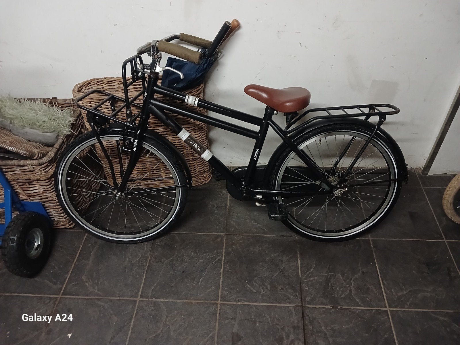 Opknapfiets Alpina Cargo - Zwart, Fietsen en Brommers, Fietsen | Dames | Damesfietsen, Ophalen, Gebruikt, Overige merken