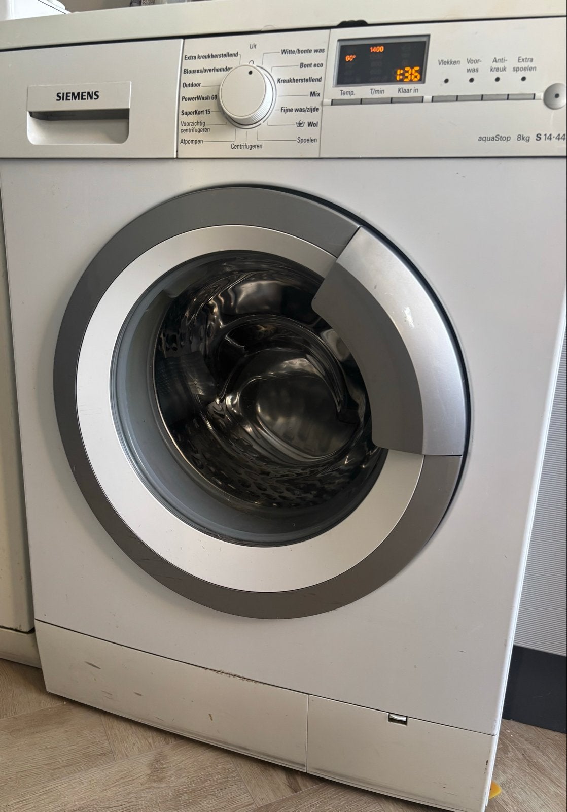 Siemens wasmachine 8kg 1400 toeren, Witgoed en Apparatuur, Wasmachines, Ophalen, 1200 tot 1600 toeren, Gebruikt, 8 tot 10 kg