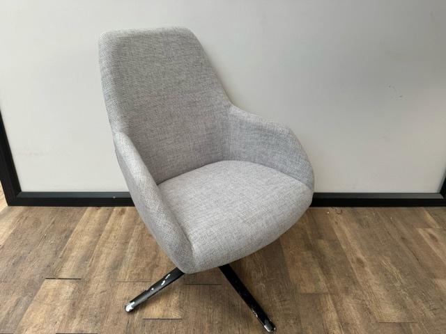 Grijze design loungestoel Markant, Ophalen, Gebruikt, Eén, Stof
