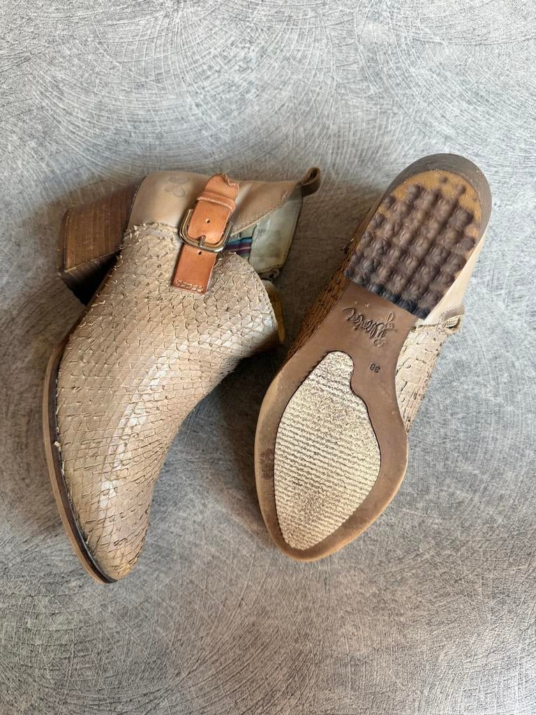Ng goede Felmini leren enkellaarsjes maat 38, Kleding | Dames, Schoenen, Gedragen, Lage of Enkellaarzen, Beige, Ophalen of Verzenden