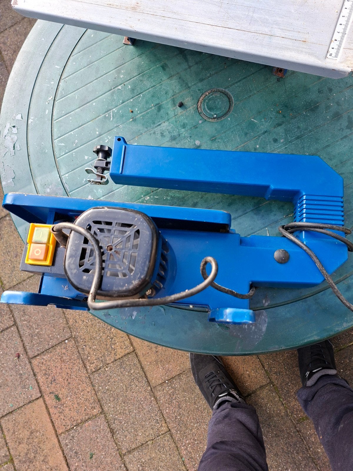 Agrojama Figuurzaagmachine - 85W, 22mm zaagdiepte, Ophalen, Minder dan 30 mm, Gebruikt, Agrojama
