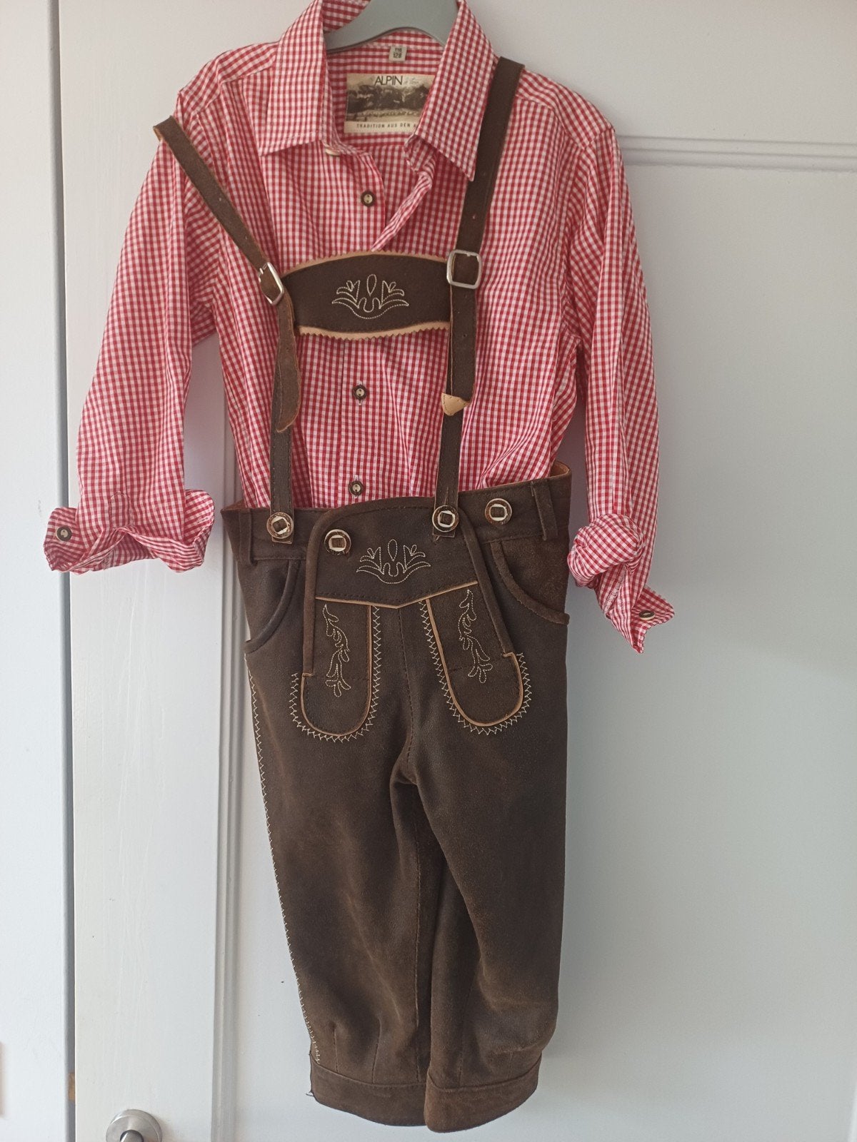 Lederhose maat 110 met blouse maat 116, Gebruikt, Setje, Jongen, Ophalen