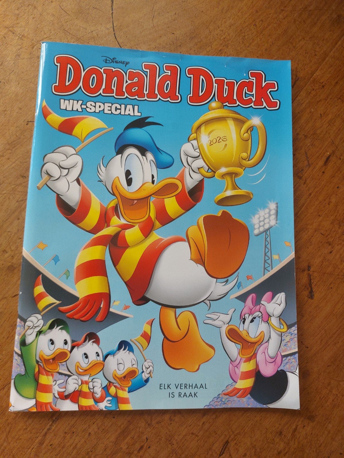 Twee Donald Duck WK specials - Voetbalplezier!, Boeken, Stripboeken, Meerdere stripboeken, Ophalen of Verzenden, Zo goed als nieuw