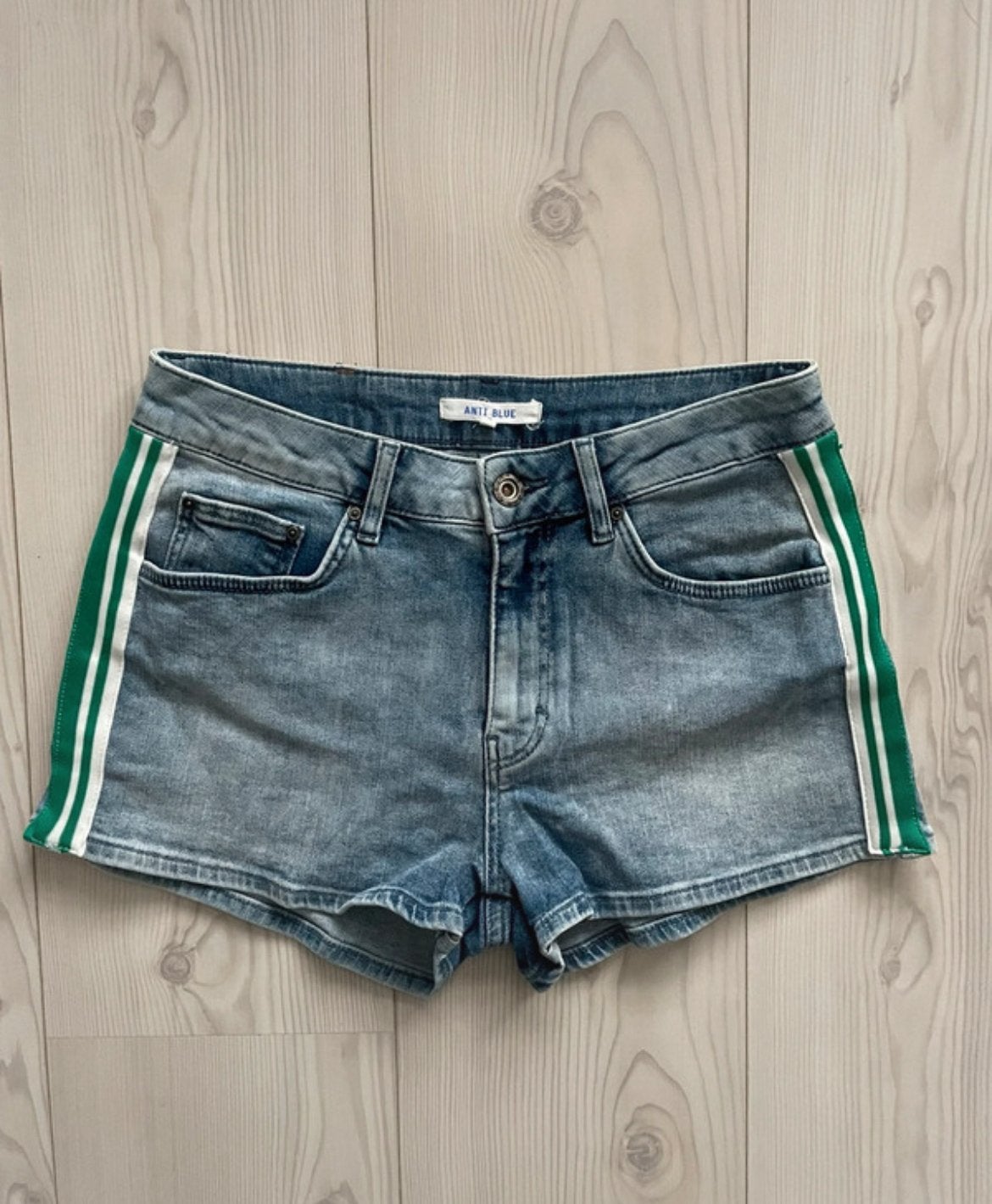 Spijkershort Anti Blue, Ophalen of Verzenden, Zo goed als nieuw, Blauw, W30 - W32 (confectie 38/40)