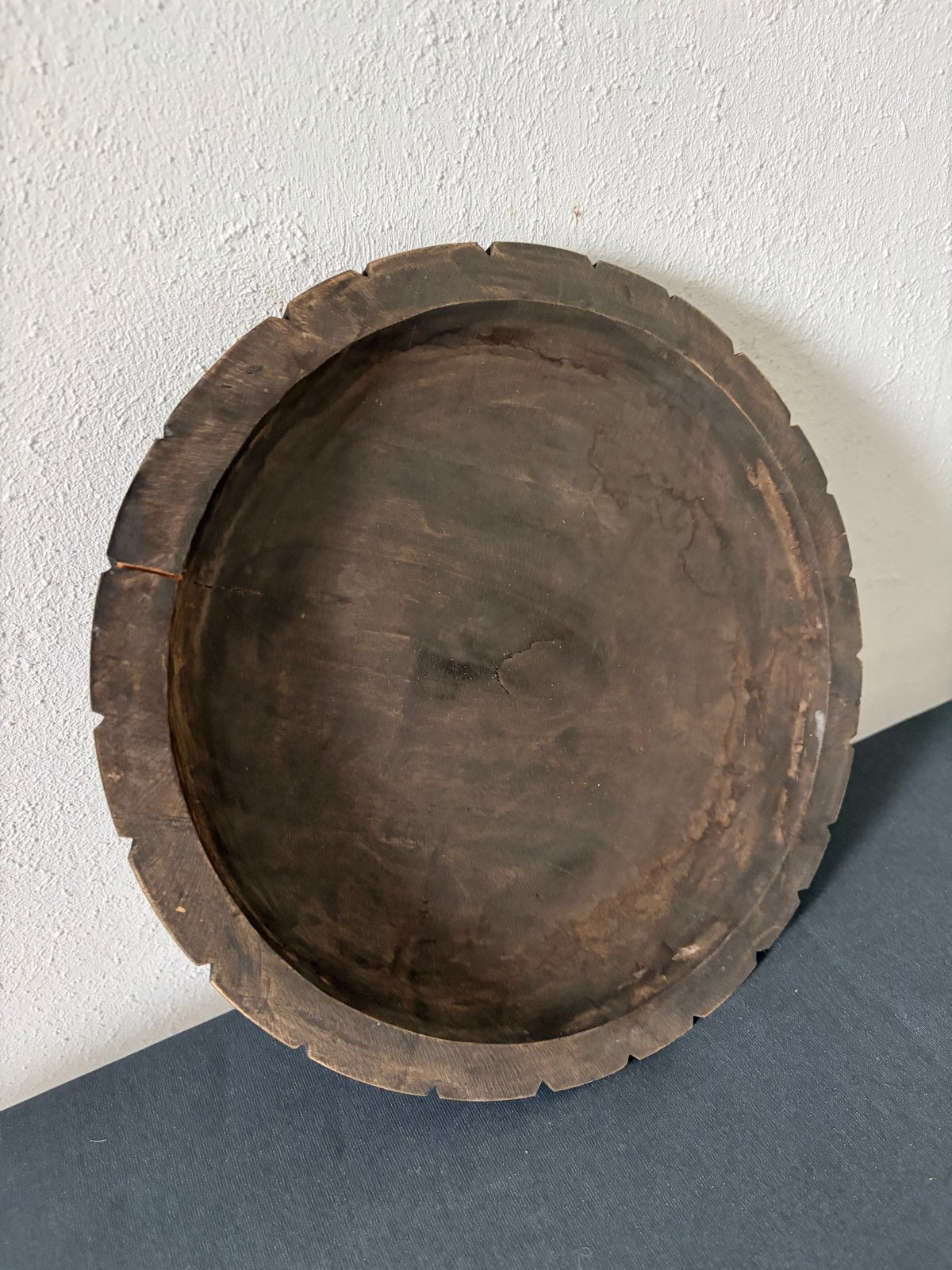 Oude houten decoratieve schaal - diameter 30 cm, Ophalen of Verzenden
