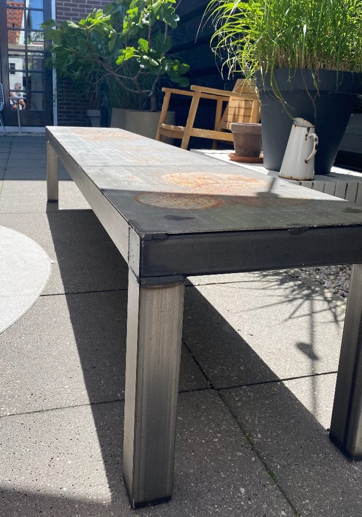 Vintage stalen tafel/ bank, Huis en Inrichting, Ophalen, Gebruikt, Overige maten, Minder dan 75 cm