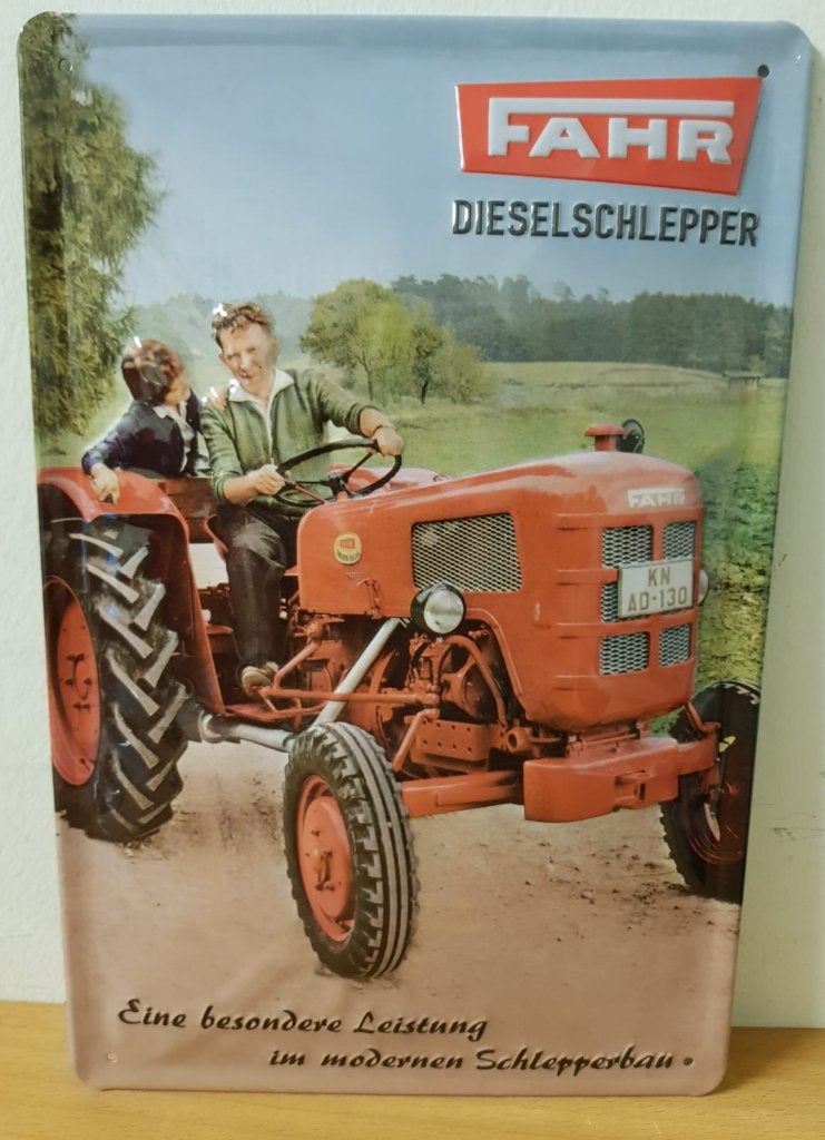 Fahr Dieselschlepper tractor relief reclamebord van metaal