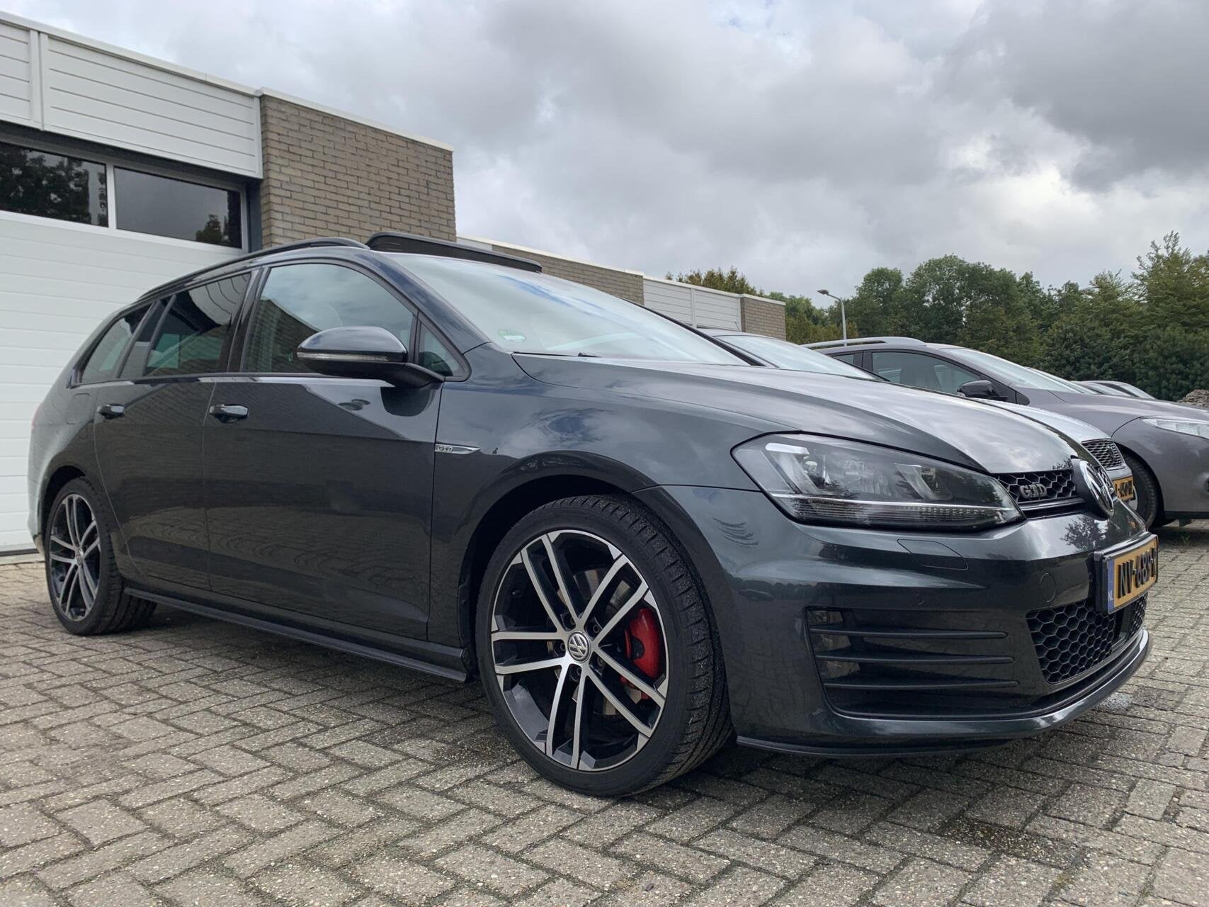 Volkswagen Golf 7 Variant 2.0 TDI GTD 184PK Automaat Panodak, Auto's, Volkswagen, Stof, Gebruikt, Euro 6, 4 cilinders