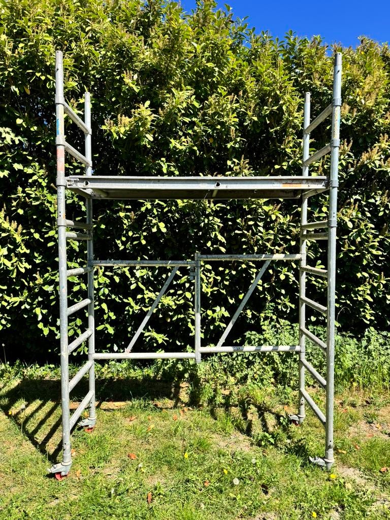 Altrex Kamersteiger met Luik – Compleet & Verrijdbaar, Ophalen, Gebruikt, Rolsteiger of Kamersteiger, 5 meter of hoger