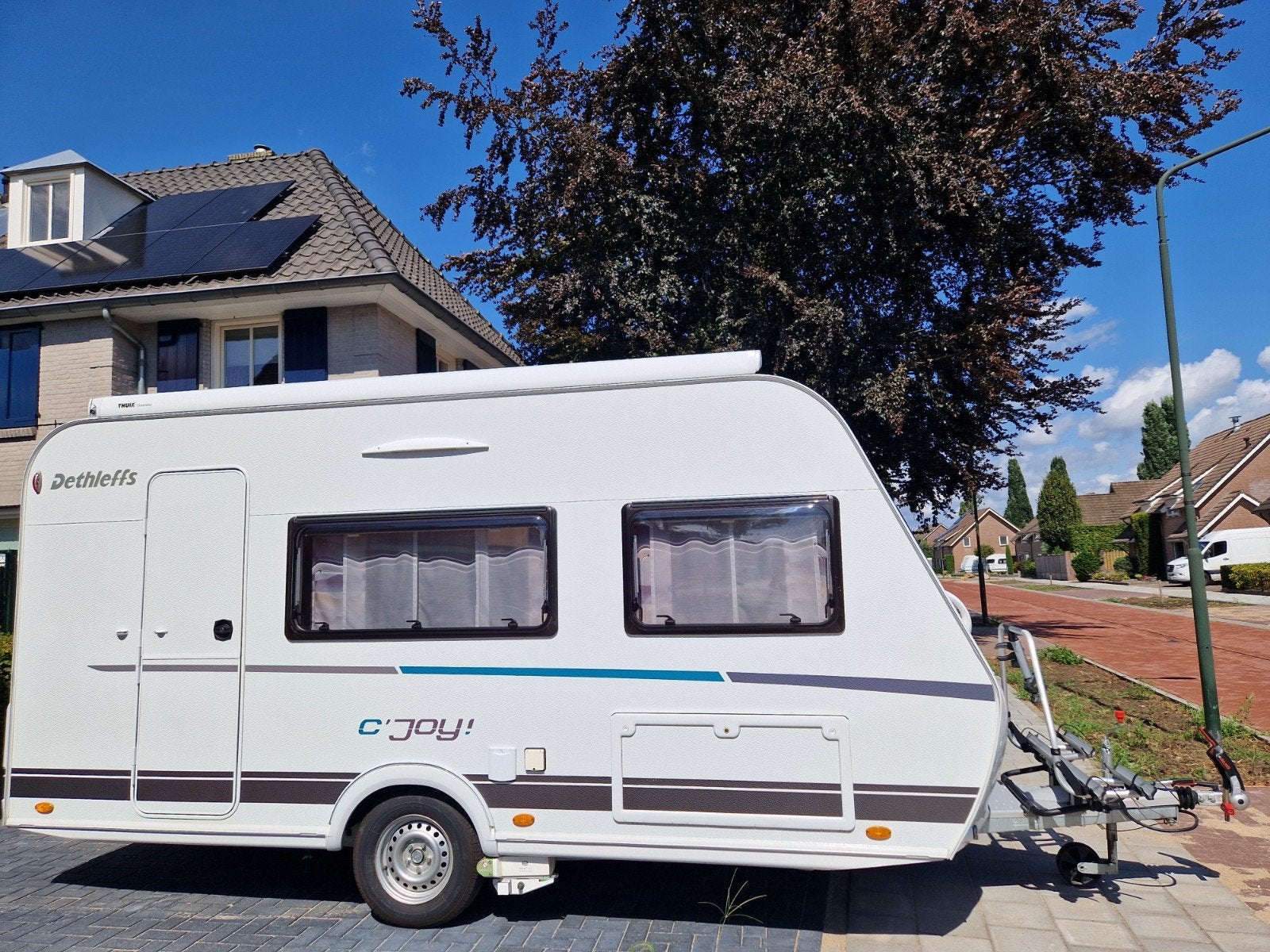 Dethleffs C-joy 420 QSH 2021, Caravans en Kamperen, Schokbreker, Treinzit, Particulier, Dethleffs