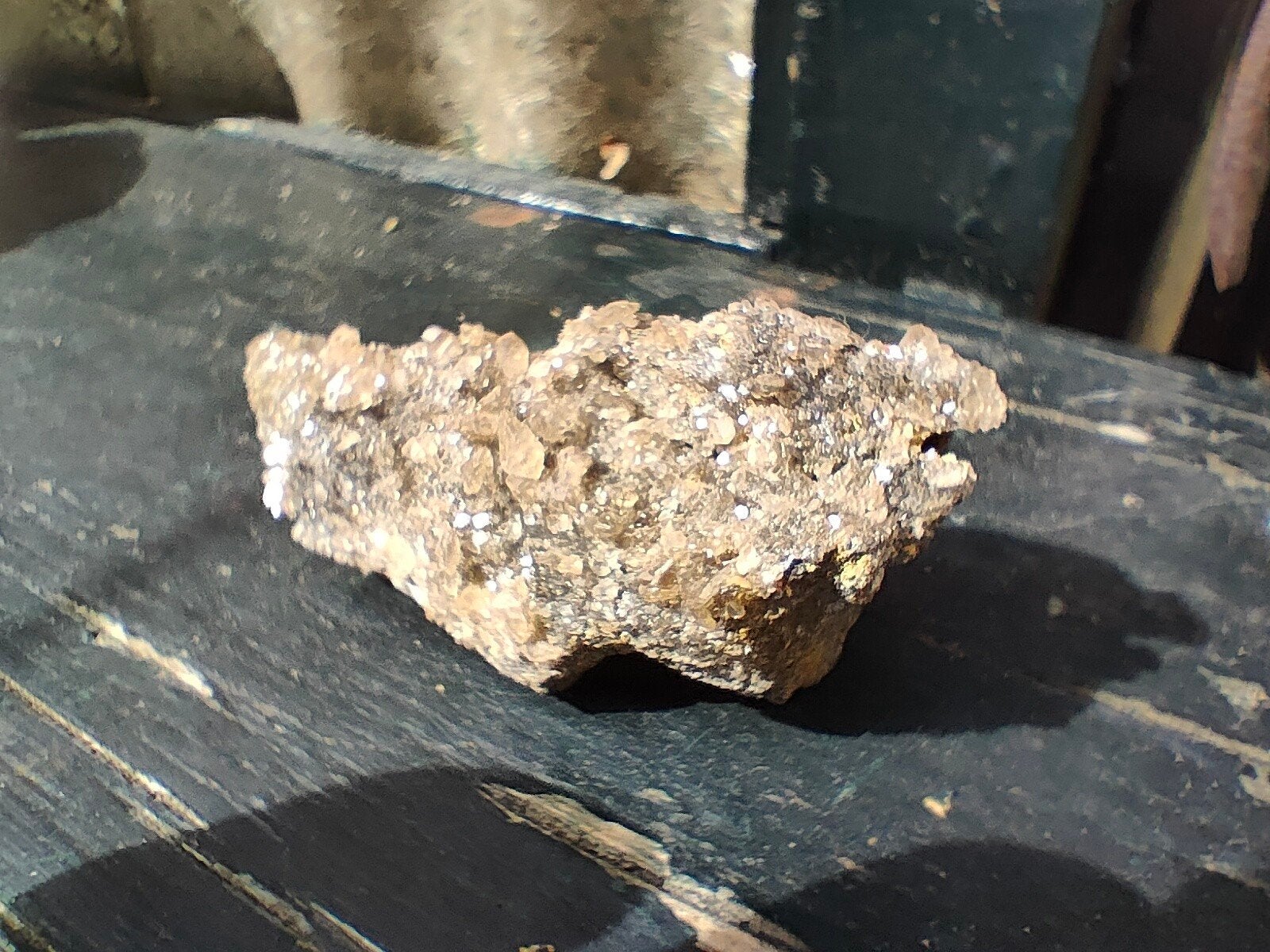 Uniek Mineraal Stuk met cerussiet Kristallen, Verzamelen, Ophalen, Mineraal