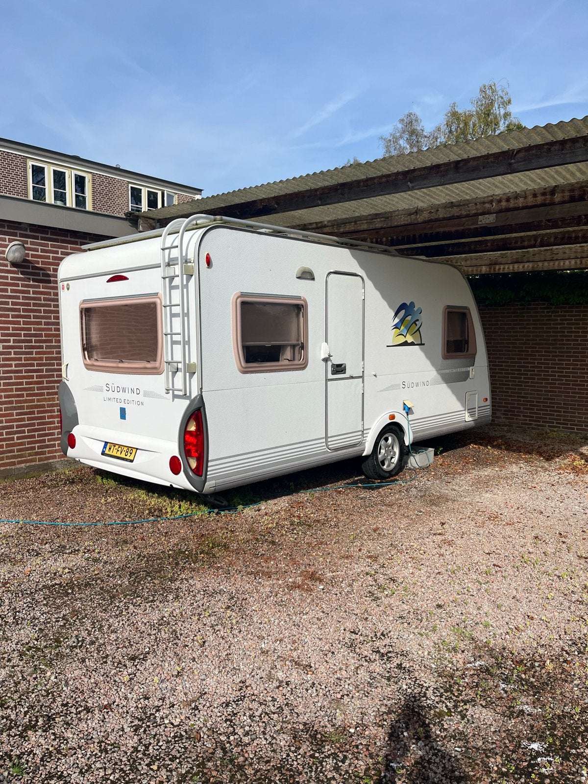 Knaus Sudwind Limited Edition Caravan - Compleet Uitgerust, Caravans en Kamperen, Vast bed, Rondzit, Airco, Particulier