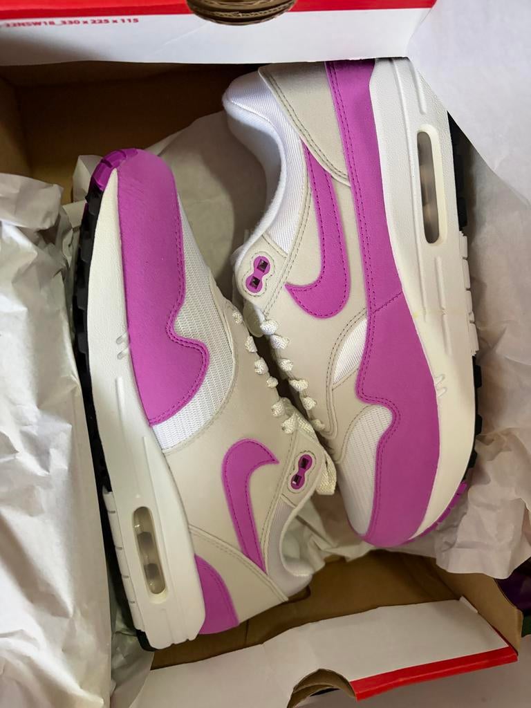 Nike Air Max 1 Fuchsia Dream 42, Ophalen of Verzenden, Nieuw, Roze, Sneakers of Gympen